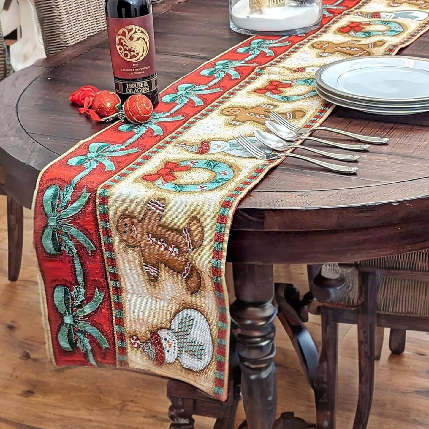 DaDa Bedding Gingerbread Snowman Table Runner Holiday Decor