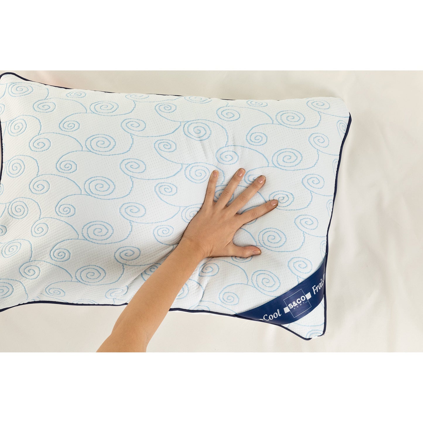 Cooling Matelasse Hotel Collection Queen Pillow 20x30 White for Back Sleepers
