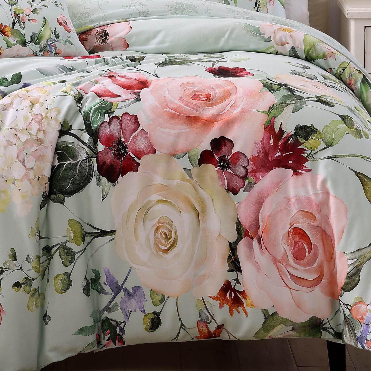 Misty Green Floral Elegance 5-Piece Reversible Comforter Set