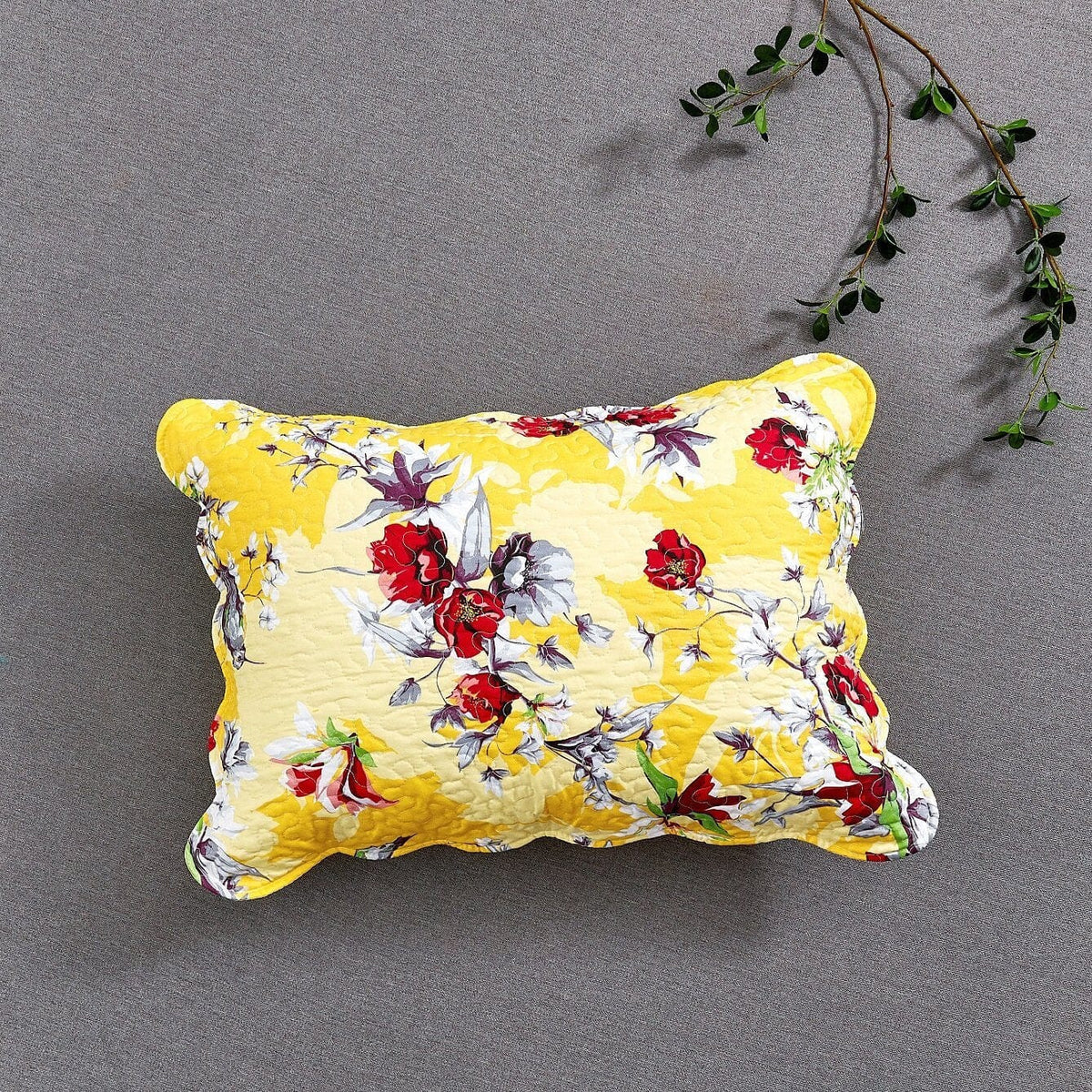 Vibrant yellow hummingbirds and floral scalloped quilted bedspread set.