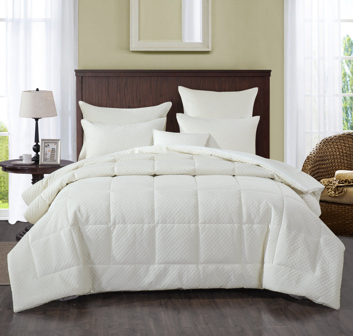 Ivory white velvet comforter set with velour tufted quilting.