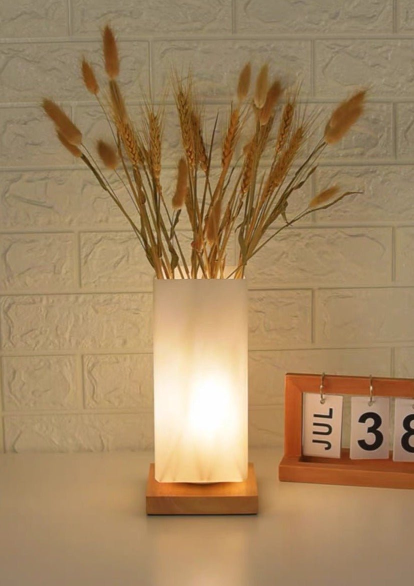 Rustic Dimmable Floral Vase Table Lamp for Cozy Home Decor