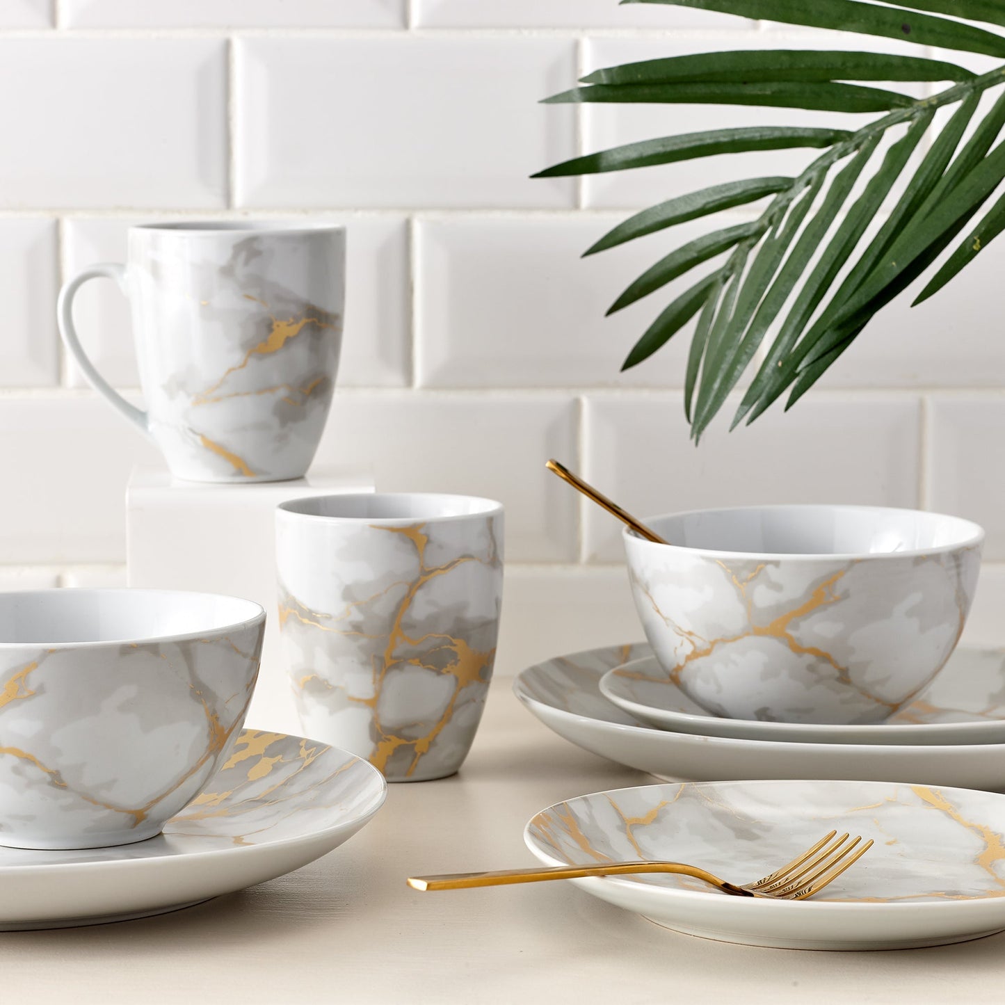 Dinnerware Set 16 Piece Coupe Porcelain Gold Marble Look Service for 4