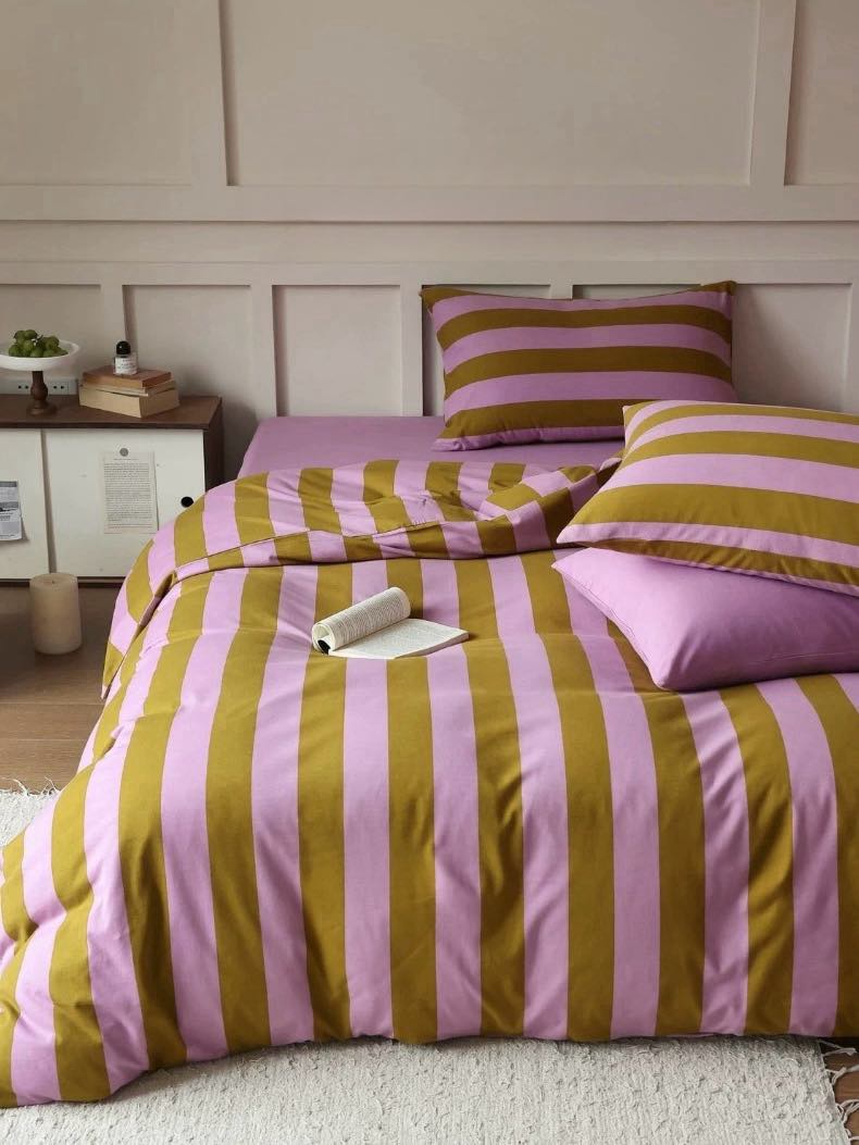 Dopamine Dream Stripe Bedding Set with Pillowcases & Fitted Sheet