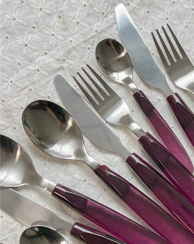 Meteor Flatware Set of 16 Pcs Sleek Modern Cutlery Set