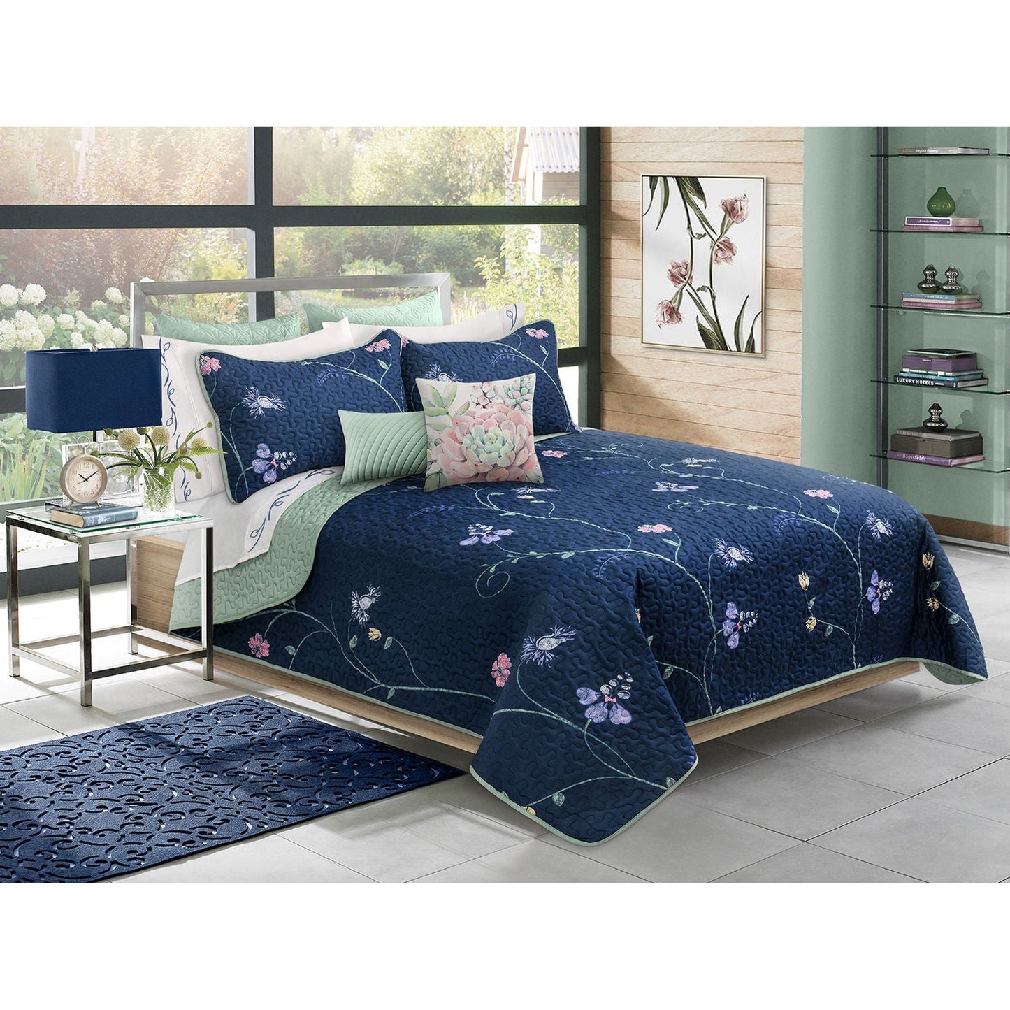 DecoElegance Queen Quilt Bedding Set 3 Piece Woven Symphony