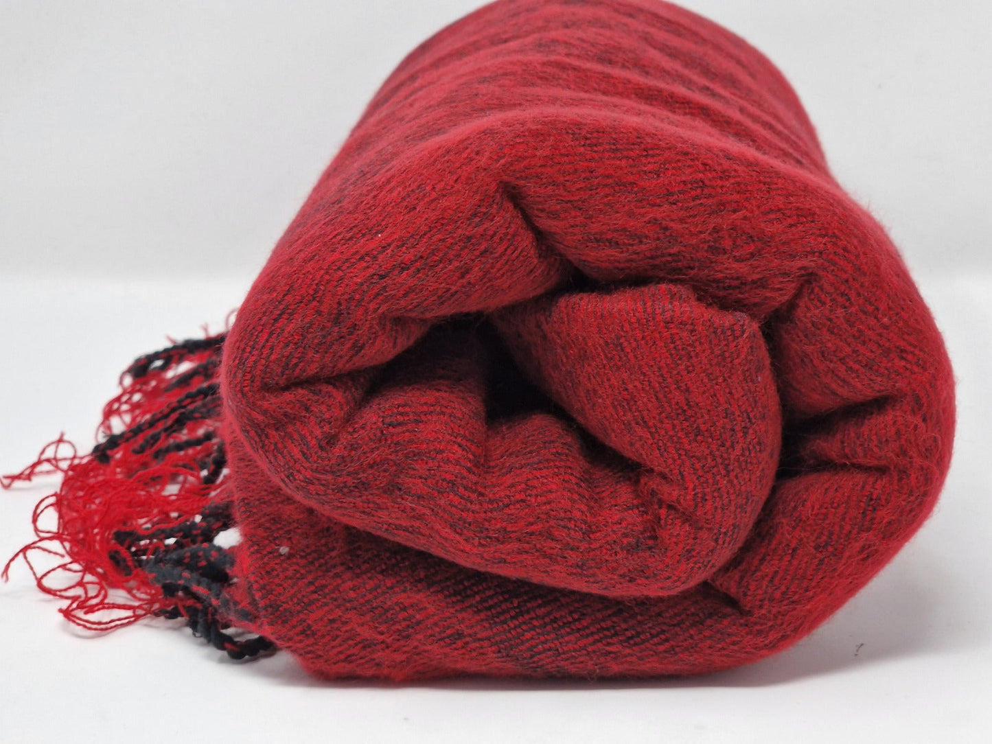 Luxurious Handwoven Yak Wool Blanket - Cozy Red Wrap