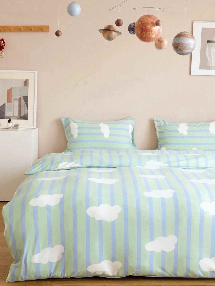 Charming Cotton Cloud Stripe Duvet Cover Set with Pillowcases for Cozy Comfort